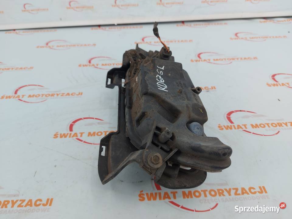 MERCEDES C207 lampa LED DRL lewa 89080013 osobowe Kielce