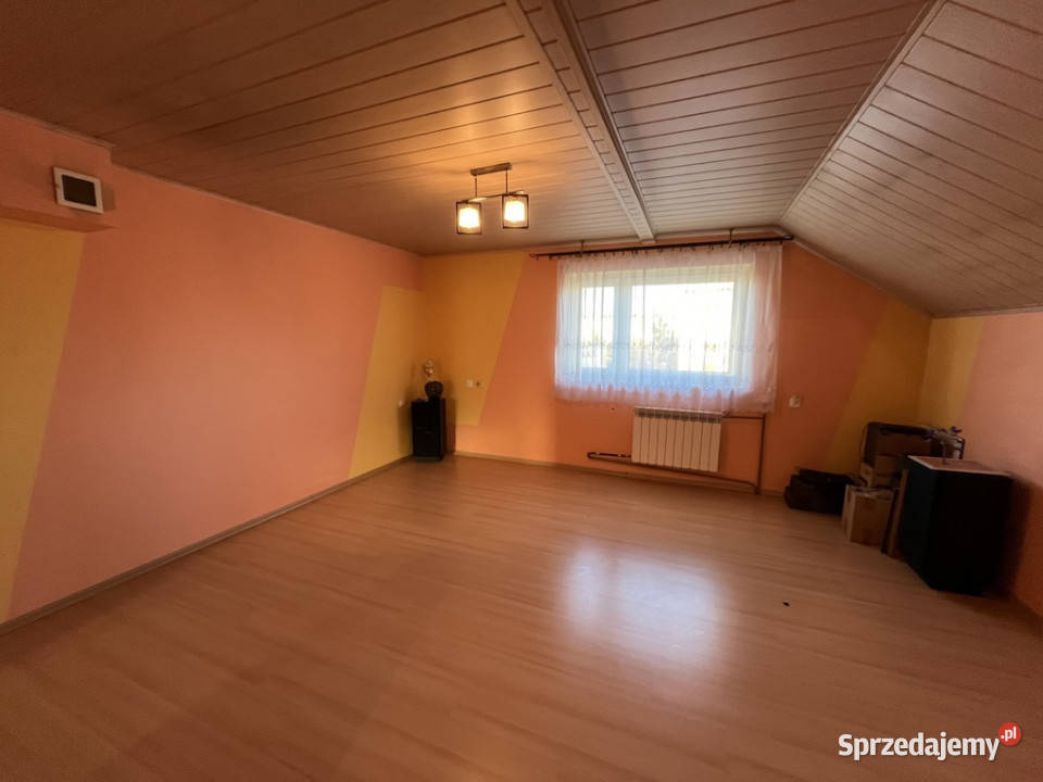 Dom wolnostojący z częścią handlową w Dęblinie Dęblin