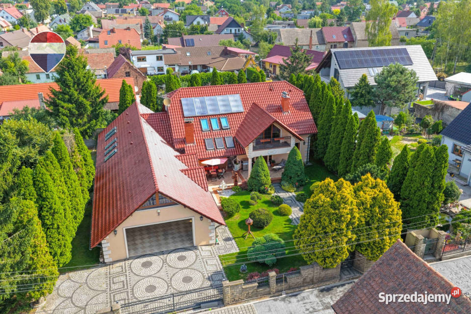 Przestronny dom z basenem balkon Zielona Góra