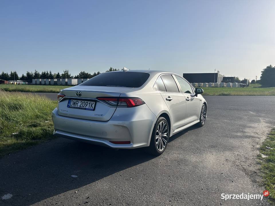 Toyota Corolla 18 Hybrid Style Tech
