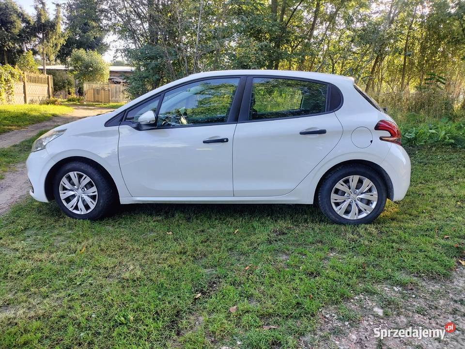 Peugeot 208 16 HDi polski salon 2018 Sierpc