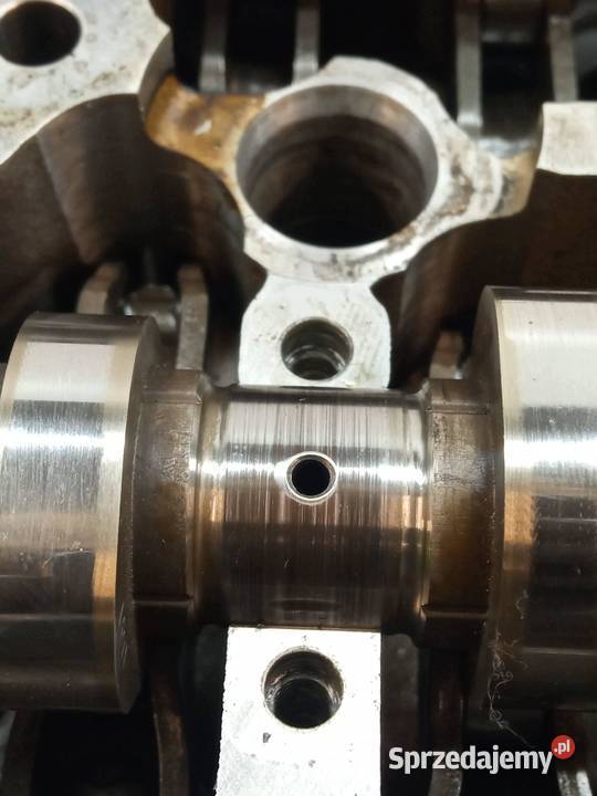 GŁOWICA KOMPLETNA 221112A100 16 CRDI Kia Ceed I