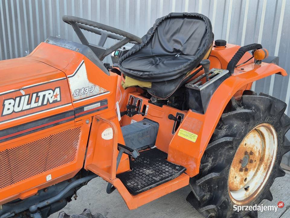Traktorek traktor KUBOTA BULLTRA B115D 15 44 Napęd 4x4 dolnośląskie Małuszyn