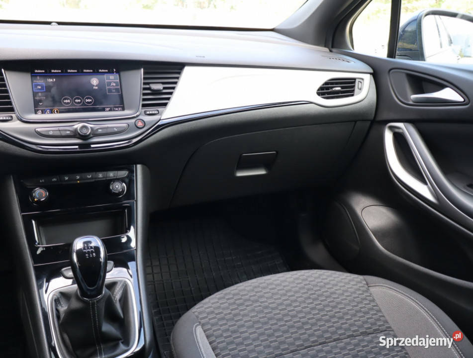 Opel Astra 15 CDTI radio Piaseczno