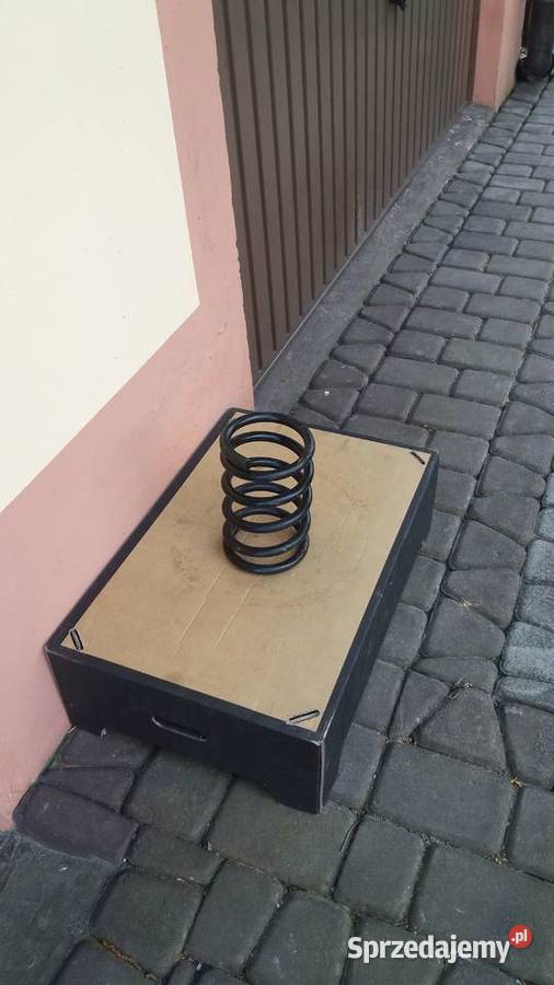 FIAT 126P SPRĘŻYNA ZAWIESZENIA TYŁ NOWA podkarpackie Leżajsk