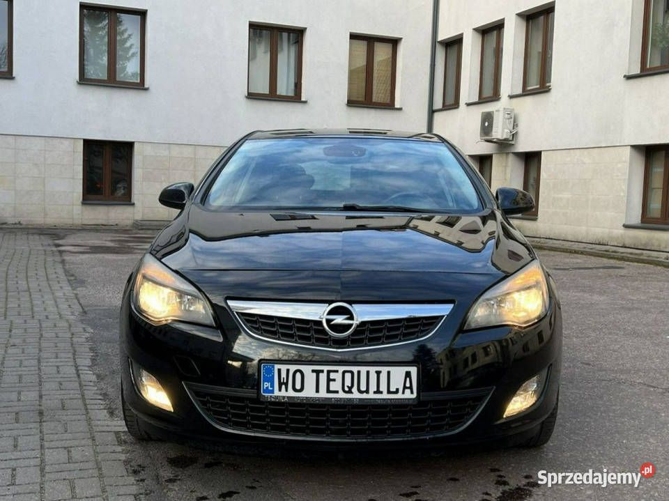 Opel Astra 14 Turbo 140 Cosmo Navi Alu19 Service gniazdo USB Astra Sokołów Podlaski