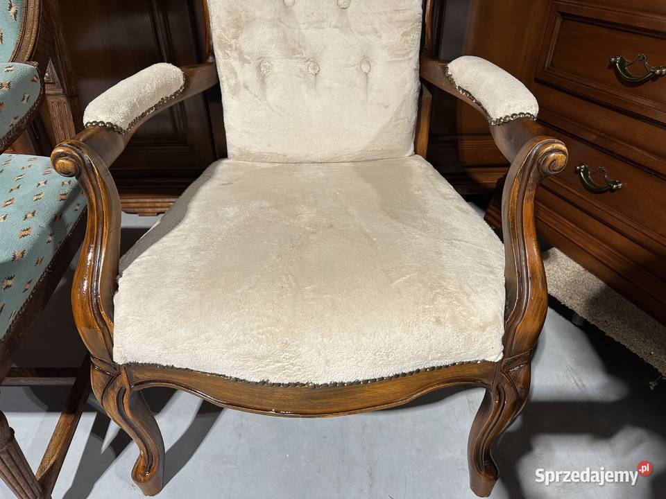 Piękny fotel w stylu Ludwika XV Sławoszewek