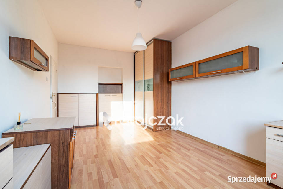 Sprzedam mieszkanie Gdynia 742m2 3 pok 74.2m2