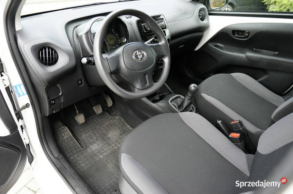 Toyota Aygo 10 72 5d hatchback facelift II 2014 Warszawa sprzedam