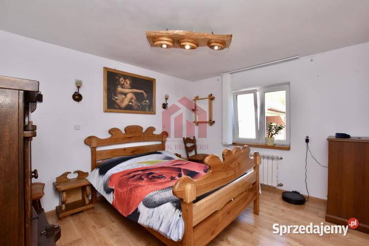 sprzedaży domu wolnostojącego Zaborów 160m2 garaż
