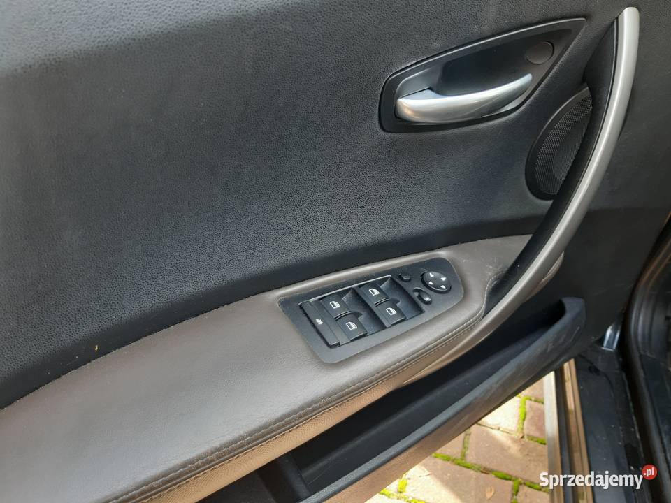 BMW e87 seria1 20 benzyna automat uszkodzony uszkodzony łódzkie Łódź sprzedam