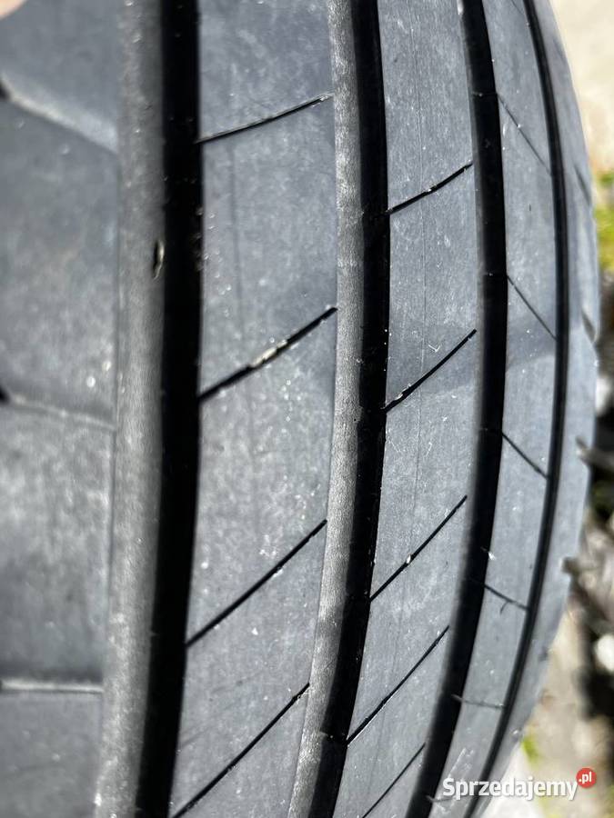 Sprzedam używaną oponę Brigestone Teranza Wrocław sprzedam