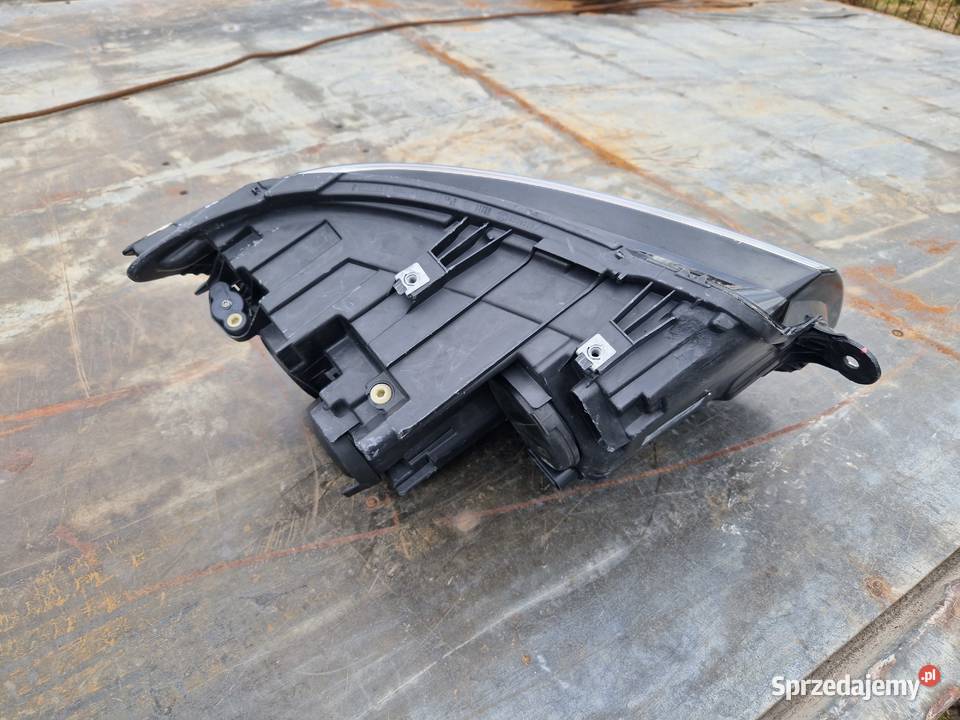 VW T6 reflektor ORG EU Mielec