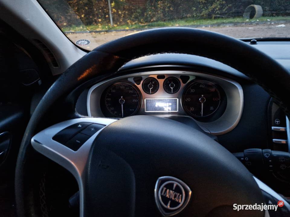 Lancia Delta 16 multijet k Ziębice