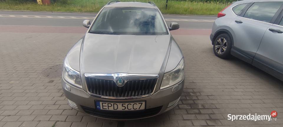 Sprzedam fajną Skodę Octavię z orginalnym Škoda łódzkie Poddębice