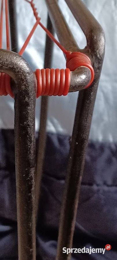 PRL ciężki stabilny stolik metal żyłka wys 55 wielkopolskie Poznań