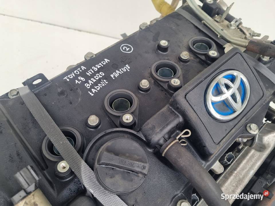 SILNIK Toyota Auris II 18 HYBRYDA 80 2ZR osobowe lubelskie Janów