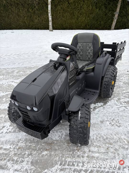 Traktor Na Akumulator Titanium Z Z Przyczepą Grabownica
