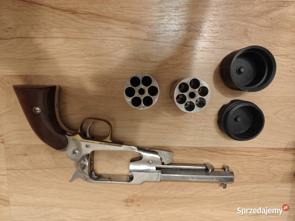 Zestaw z Rewolwerem Remington Model Army 1858 Szczytno
