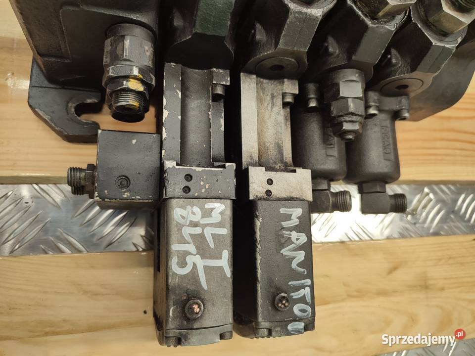 Rozdzielacz hydrauliczny Manitou MLT 845 Rexroth wielkopolskie Wilkowo