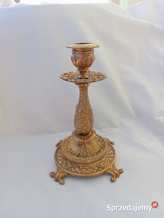 ŚWIECZNIK MOSIĘŻNY ZDOBIONY ORYGINALNY WZÓR Antyki, Sztuka, Kolekcje Niemodlin