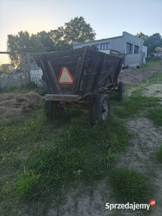 Wóz konny przerobiony pod ciągnik Lyski