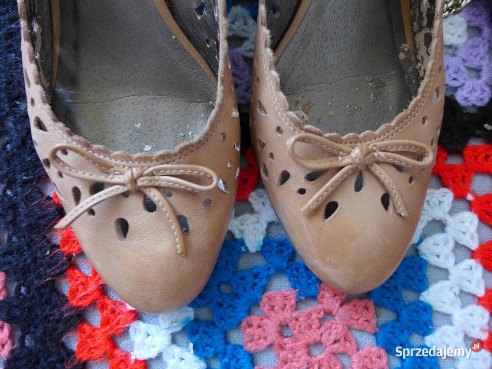 TAMARIS ażurowe czółenka retro skórzane beż nude Warszawa