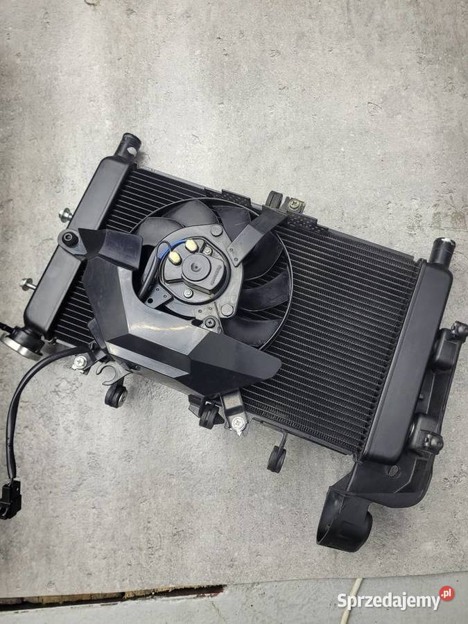 YAMAHA MT 09 MT09 MT09 OEM 2124 CHŁODNICA WODY Motoryzacja Nowy Tomyśl