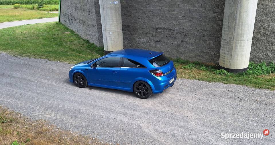 Astra H OPC 20t 2006r lpg zamienię na małe auto Astra podkarpackie