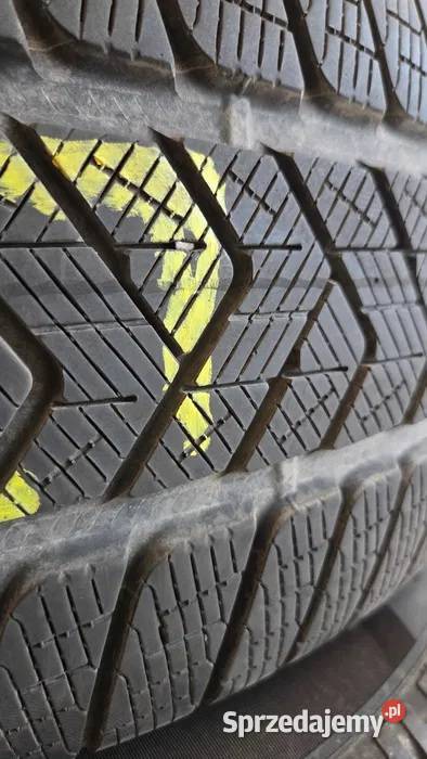 Koła zimowe Audi Q7 4M 25550 R 20 Pirelli Samochodowe Katowice sprzedam