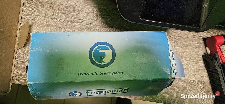 Nowa pompka hamulcowa z wyrównywaczem ursus c360 Łobżenica