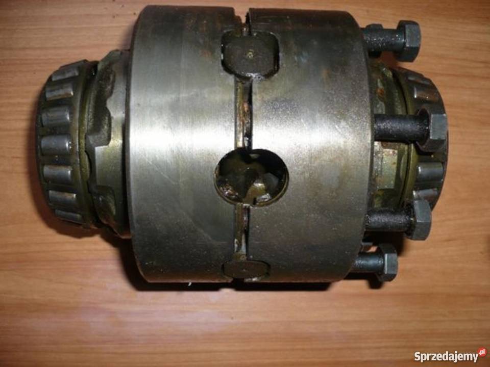 Mechanizm różnicowy przedniej osi Case Siemiatycze