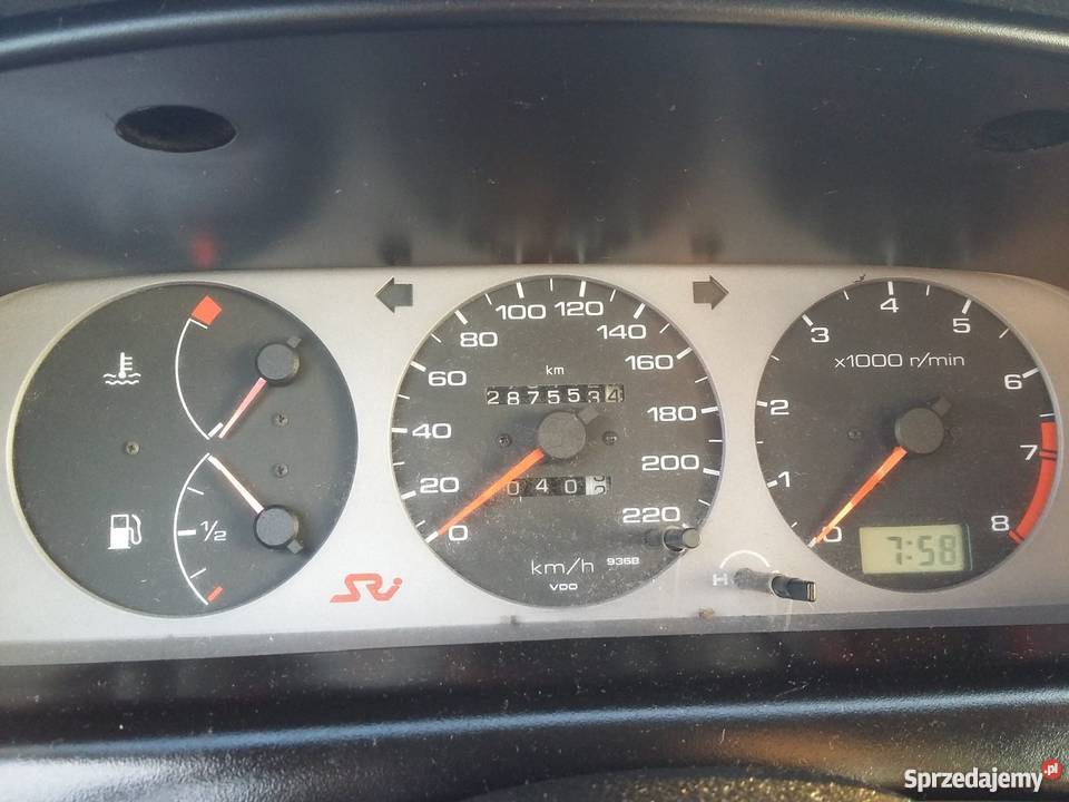 Nissan Primera P10 16 SRI 1996r aluminiowe felgi Miłogórze sprzedam