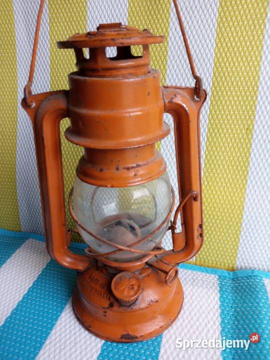Lampe naftową sprzedam Antyki Borówno