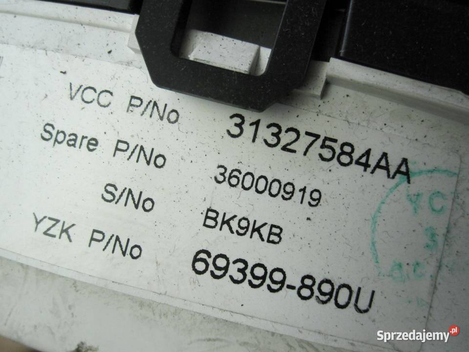 VOLVO S60 II 11r licznik zegary 31327584AA