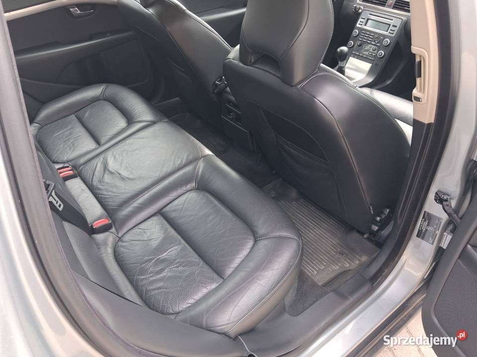 Volvo V70 20i 140 Stan V70 Mrągowo