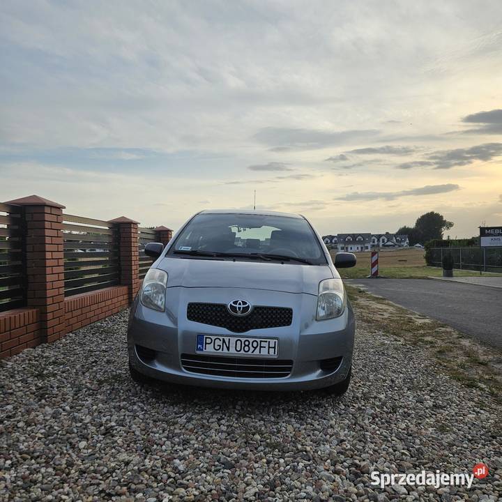 Toyota Yaris lakier metallic wielkopolskie Gniezno