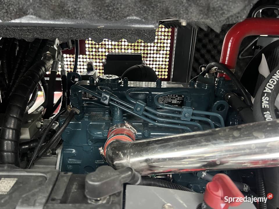 NOWA Mini ładowarka BEKKER K1090T miniładowarka Zambrów