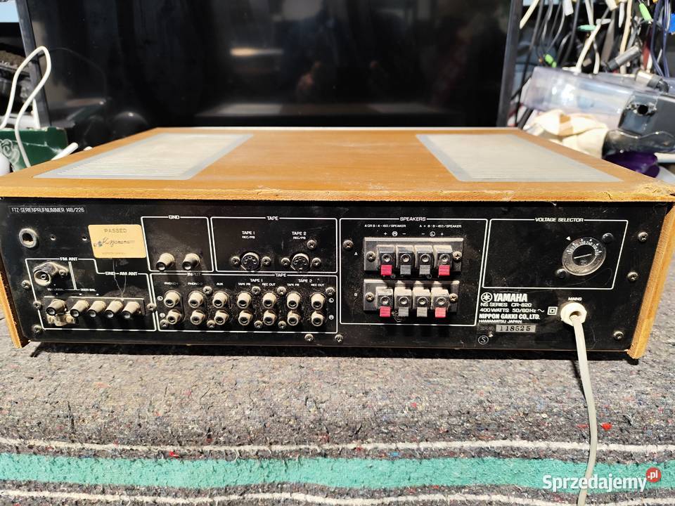 amplituner Yamaha CR820