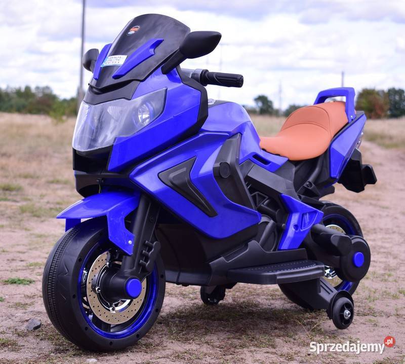 NAJNOWSZY MOTOR ŚCIGACZ ŚWIECĄCE KOŁA PANEL Toruń