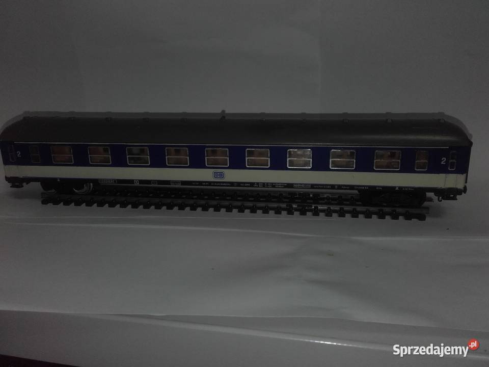 Wagon osobowy kl2 DB H0 Będzin