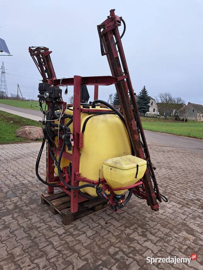 Opryskiwacz Hardi 1000 12 metrów