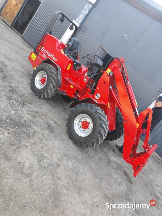 Ładowarka Schaffer 4042 Kropiewnica-Gajki sprzedam