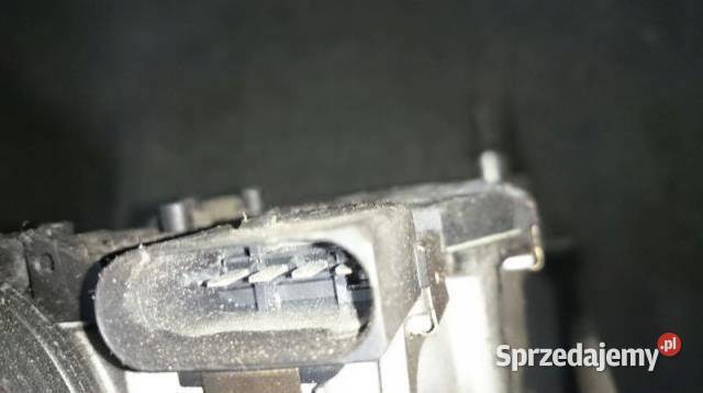 MECHANIZM WYCIERACZEK PRZEDNICH AUDI A8 D4