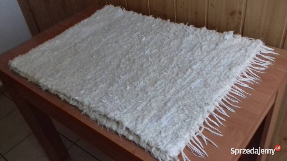 Dywanik wełniany kremowy do sprzedania 1cm Kraków