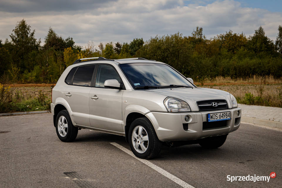 Hyundai Tucson 20 CRDi Automat Niski Przebieg nieuszkodzony Jędrzejów