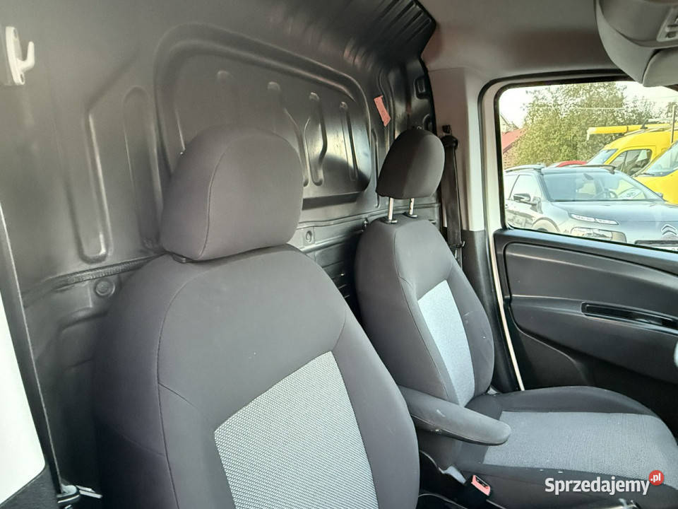 Fiat Doblo Fiat Doblo 13JTD 2012r Klimatyzacja komputer pokładowy