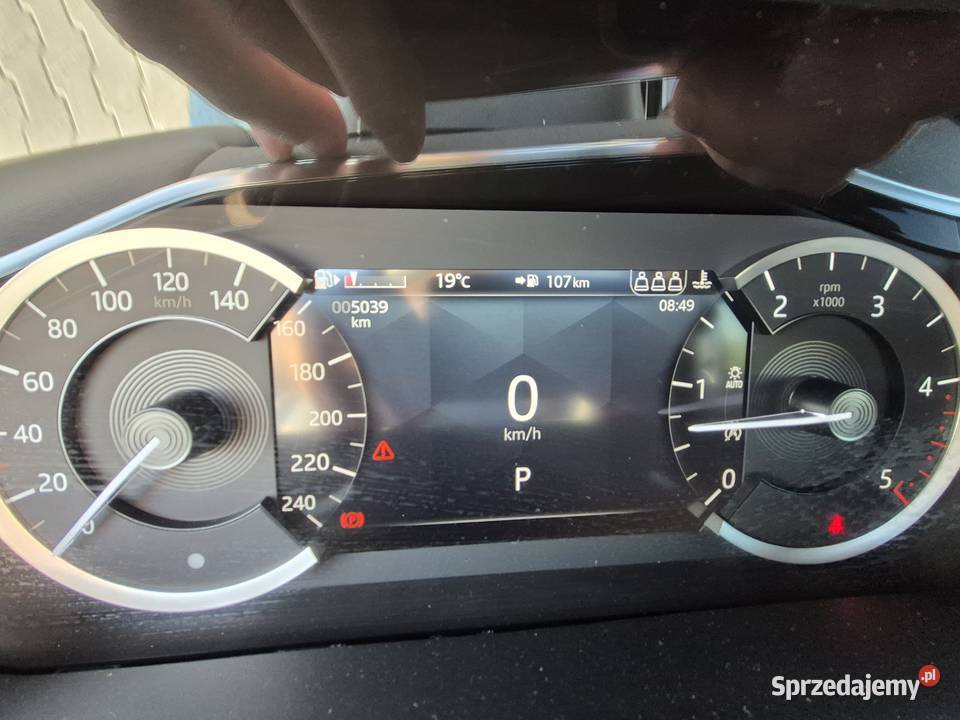 Syndyk sprzeda Range Rover Evoque 20 Diesel HEV nieuszkodzony Warszawa
