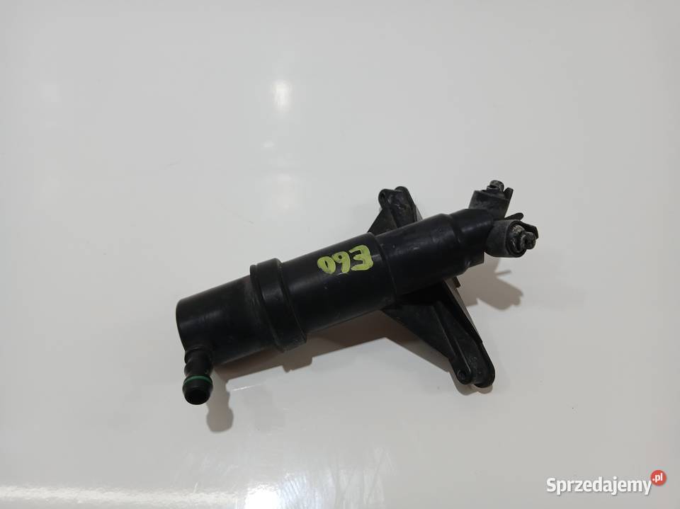 DYSZA SPRYSKIWACZ LAMPY BMW E60 E61 OE 4642409 Strzyżewice