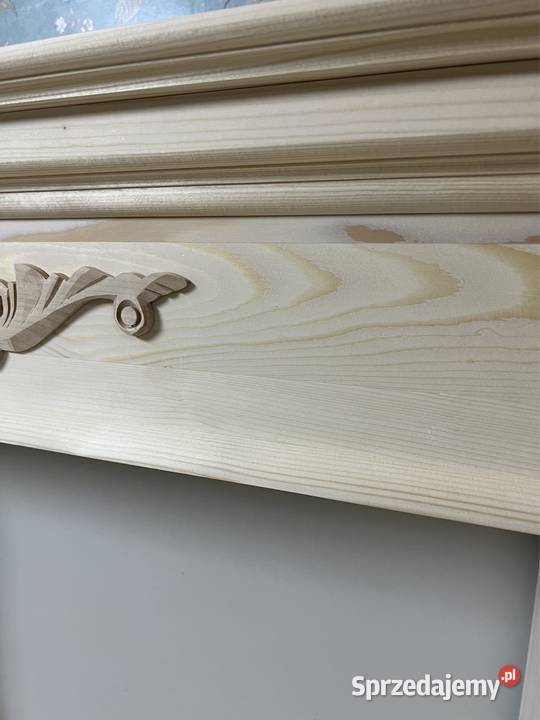 Drewniana atrapa kominka portal kominkowy Warszawa